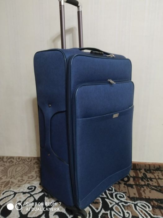 Чемодан большой матерчатый