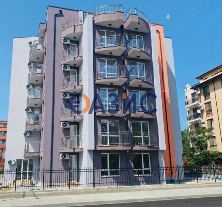 Продава се Двустаен апартамент в к.к. Слънчев бряг - 43 кв.м за 1559 €/кв.м - Снимка #10