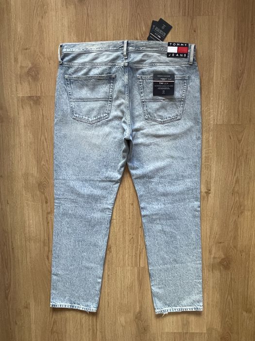 Tommy Hilfiger Relaxed Fit W36