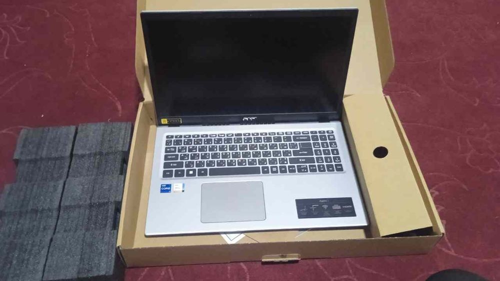 Noutbuk Acer i7 12