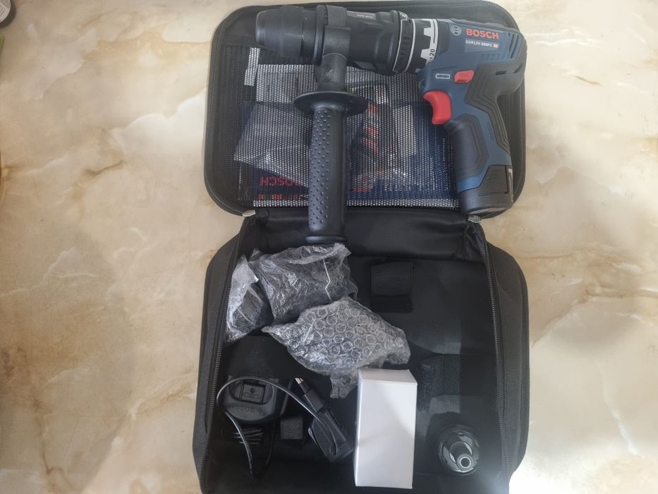 Bosch GSR 12v 300fcb