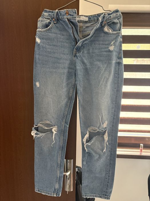 Дънки- Bershka mom jeans, 36 рр