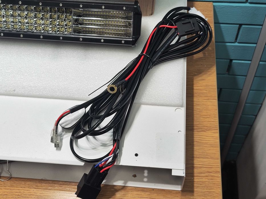 SKYWORLD 20" LED Бар 510W за офроуд с монтажна планка и кабели