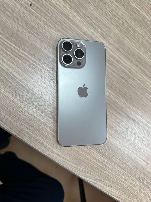 Iphone 15 pro max kafolati bilan