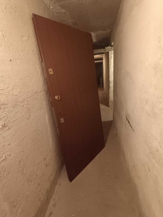 Солидна Метална Врата без каса - блиндирана