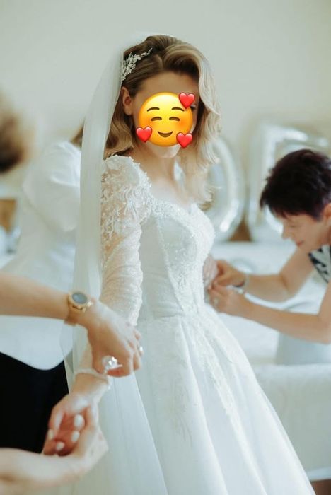 Vand rochie de mireasa in stare impecabila