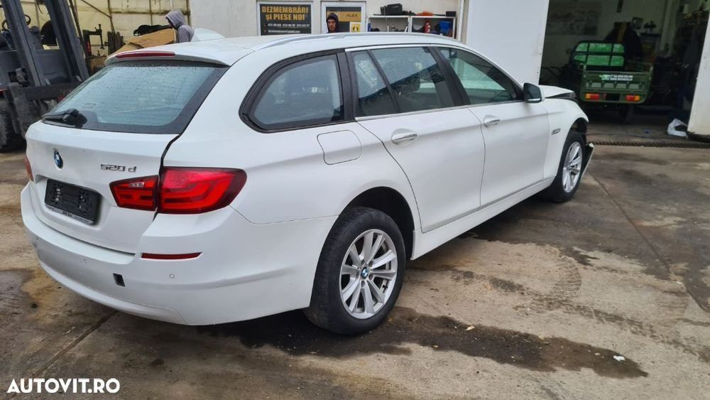 Dezmembrari BMW 520 d F10 F11 din 2011 volan stanga
