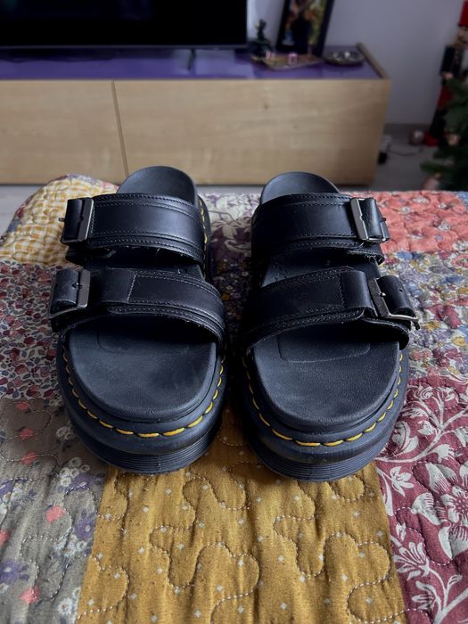 Saboți 'Josef'Dr. Martens pe Negru