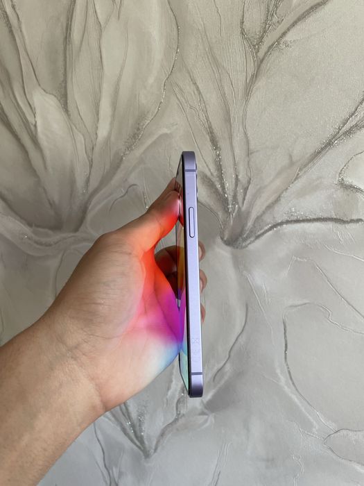 Продам iPhone 12 64gb в идеальном состоянии