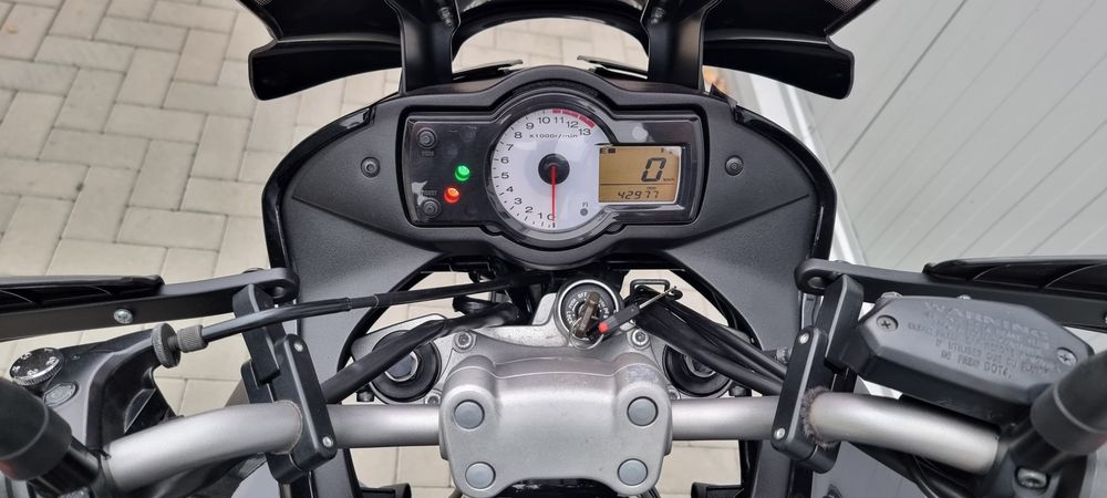 MotoFly vinde Kawasaki Versys 2009