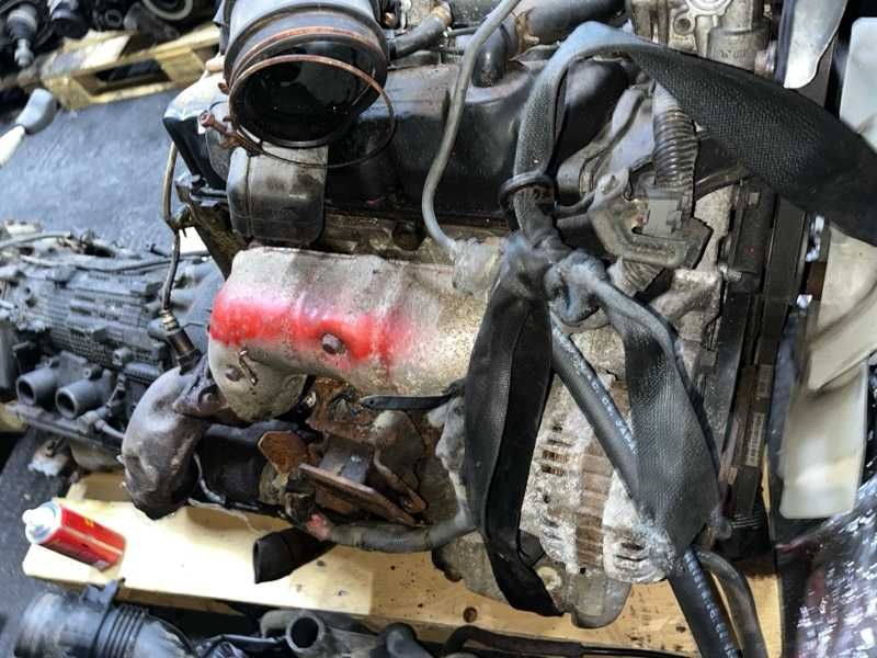 Двигатель Chrysler Le Baron 6G72