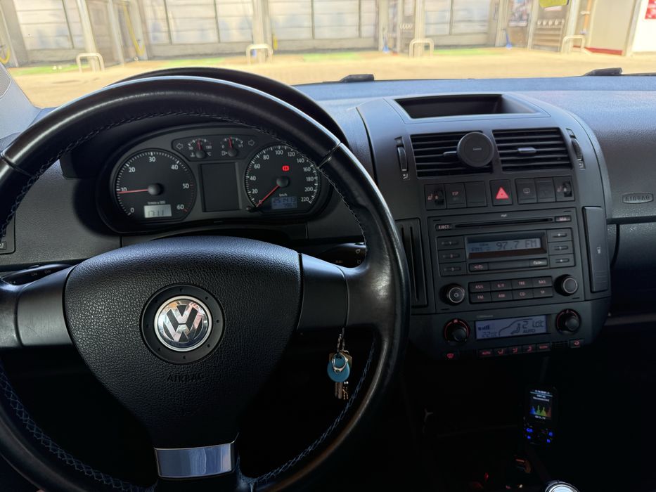 VOLKSWAGEN Polo 2007 — imagine 5