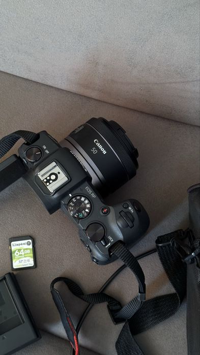 Canon RP фотоаппарат