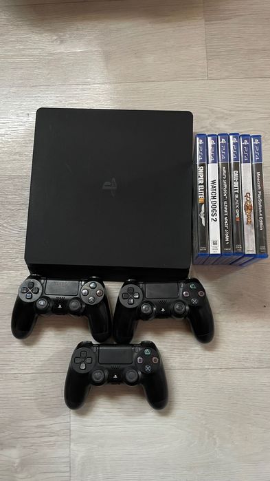 PlayStation 4 slim 1tb