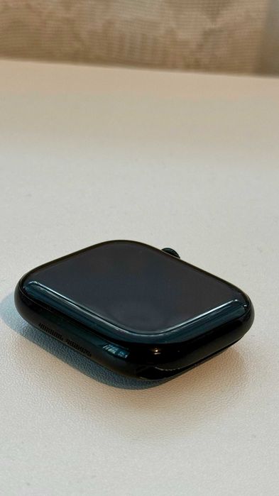 Apple Watch Series 10 (46mm) Black Aluminum / Валидна гаранция до 01.2027 г. / 94% батерия + Подарък каишки