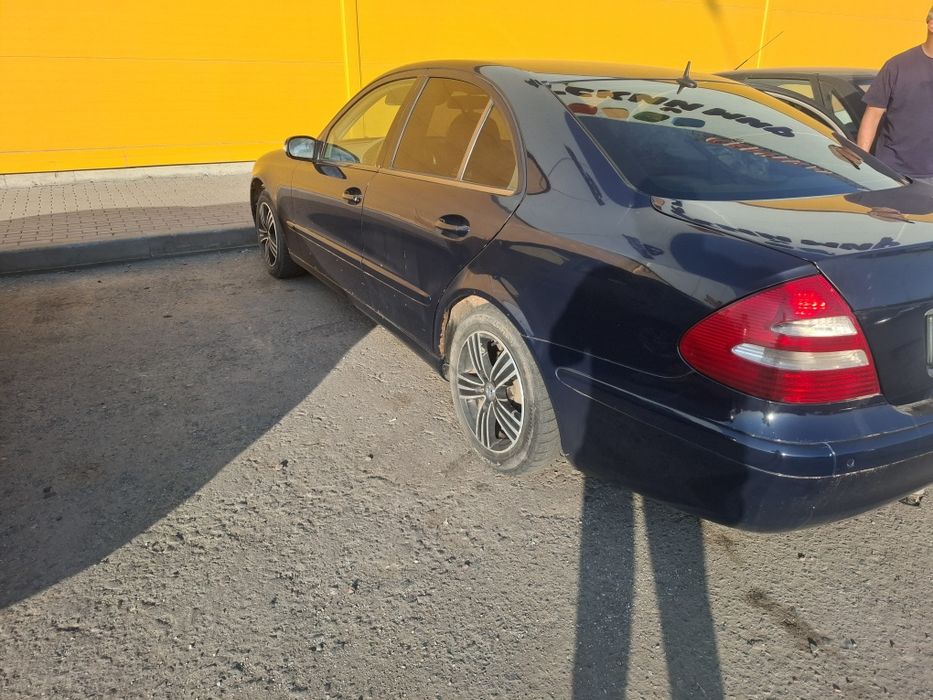 Продам Мерса по страхховке