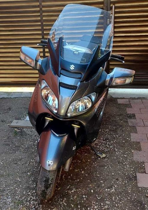 Suzuki Burgman Executive 650 cc