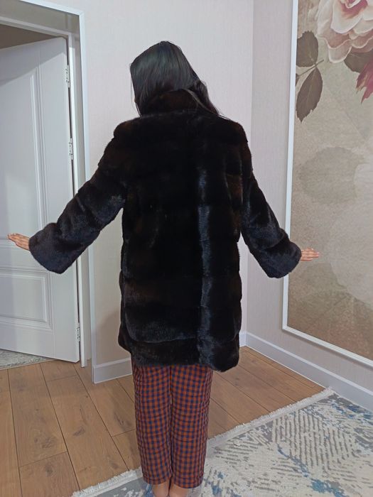 Норковая шуба в отличном состоянии