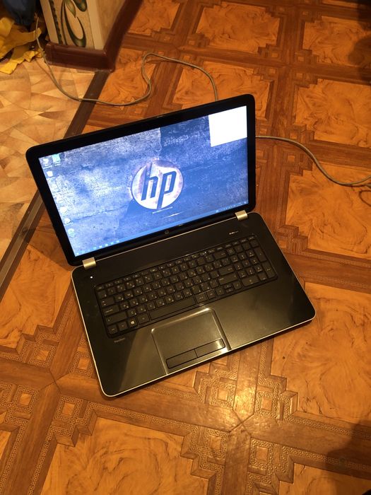 Hp ноут Amd A-10  озу 6гб видео карта продам Астана срочно