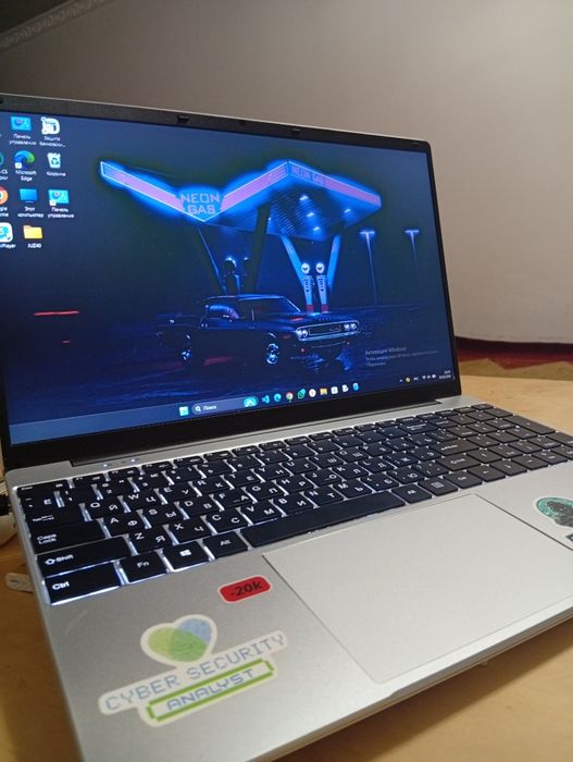 Ноутбук HYDRA H20