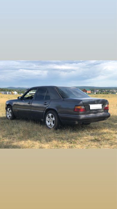 Mercedes-Benz W124, 2.2 л