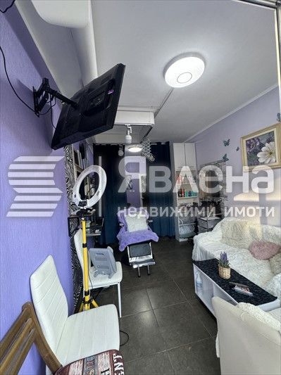 Продава се Магазин в Варна, Окръжна болница - 25 кв.м за 2200 €/кв.м - Снимка #1