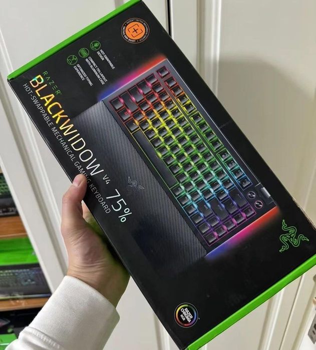 Razer Blackwidow V4 75% Механическая Клавиатура (1шт) СКИДКА