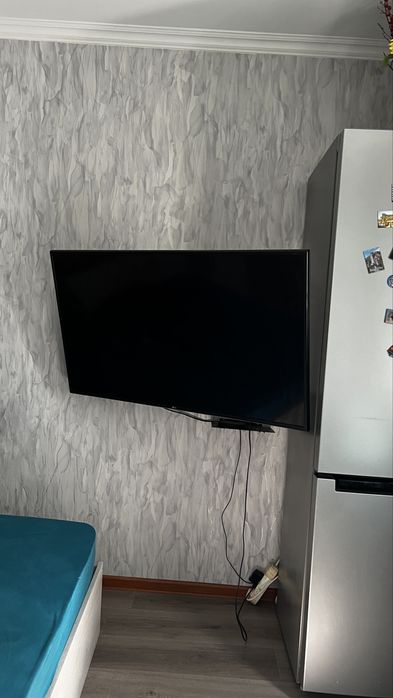 Продам телевизор LG диагональ 124