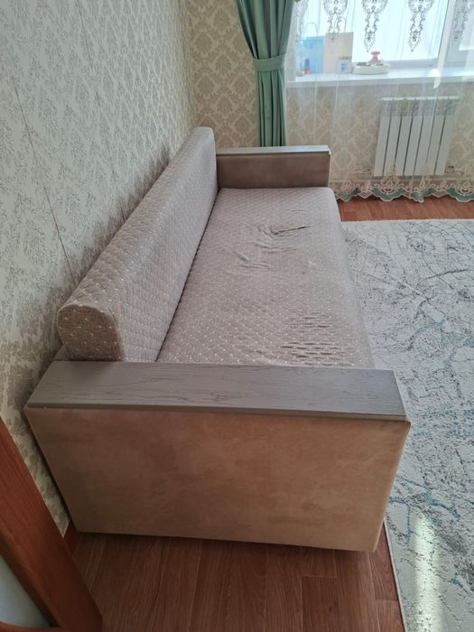 Продам Диван в отличном состоянии