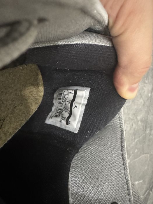 Продам кроссовки