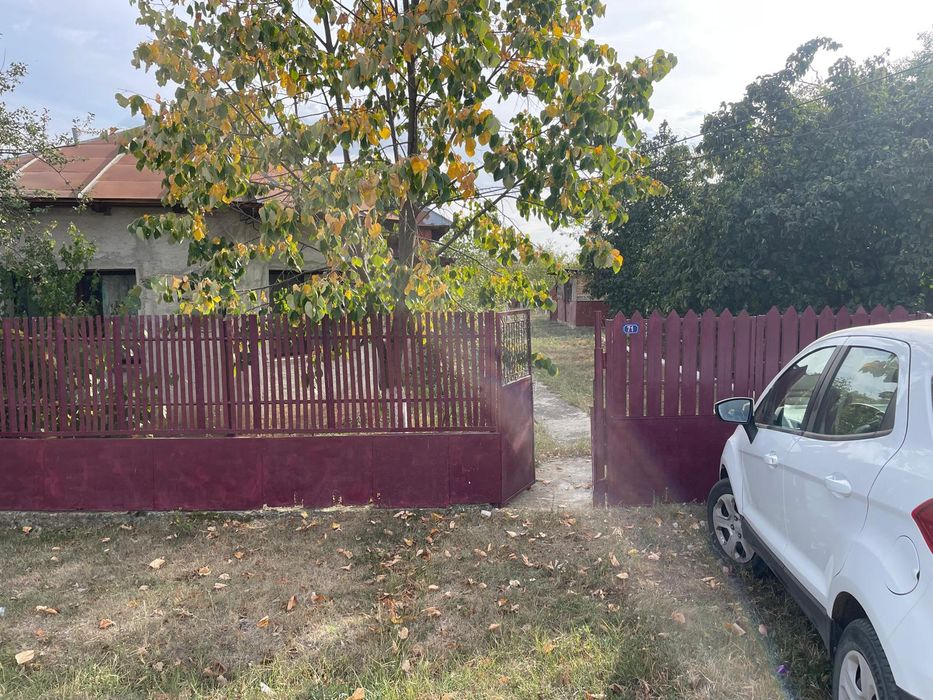 Casă de Vânzare Teișori Com Bulbucata