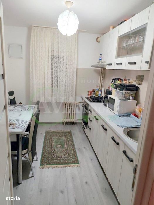 Apartament 2 camere, etaj 2, mobilat, zona Ura