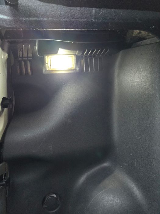 Bec poziție LED auto – lumină albă puternică