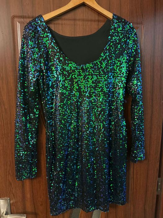 Рокля за продажба