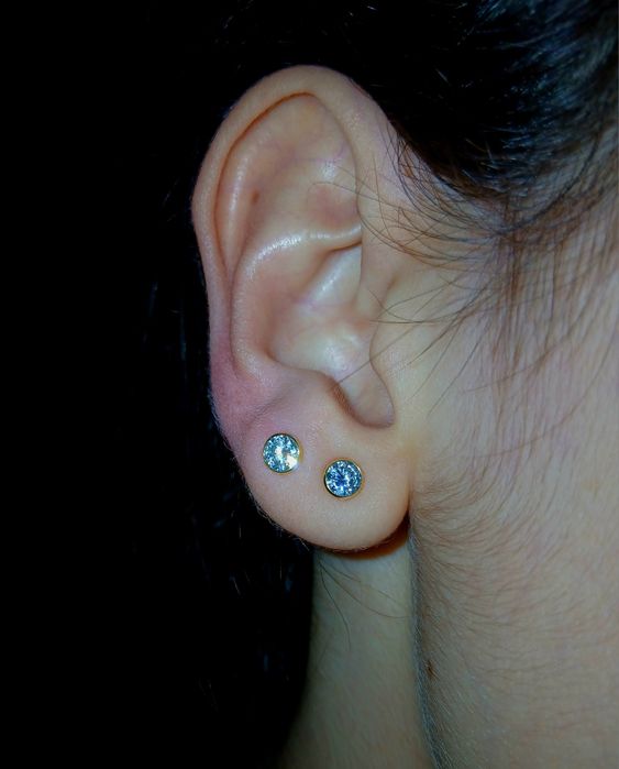 Пусеты в лимоном золоте 585 пробы.