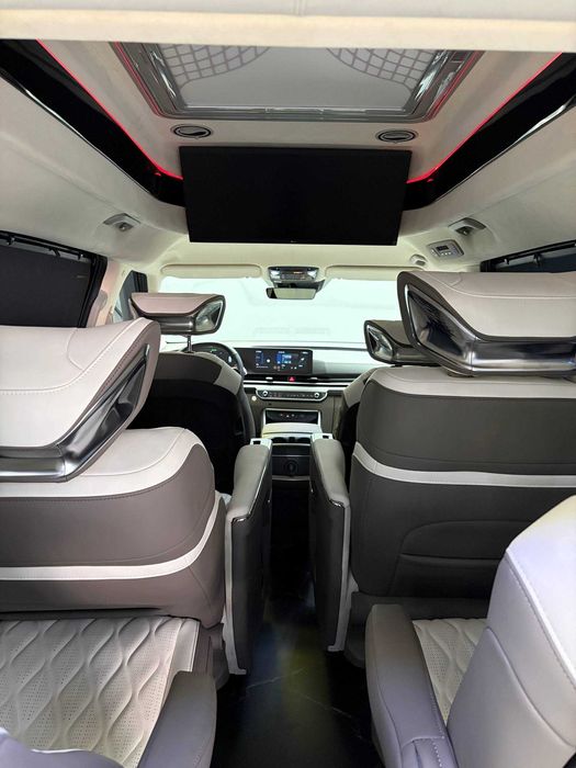 Продается KIA Carnival Hilimousine