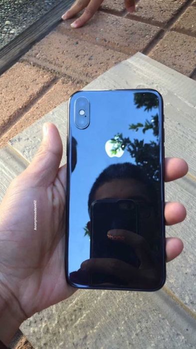 iPhone X! 64 GB! Baterie noua! 98%