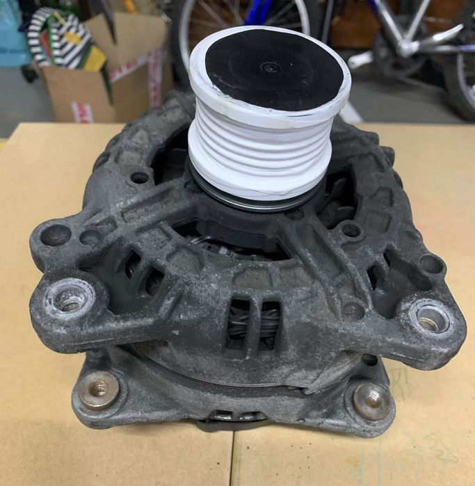 Alternator Audi A4 B8 2.0 TDI 2011