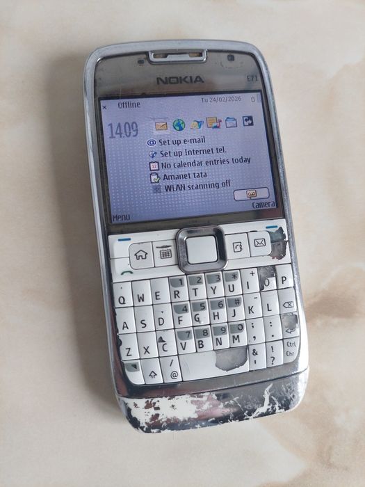 [E71] Vând Nokia E71 Alb, perfect funcțional, NEcodat //poze reale