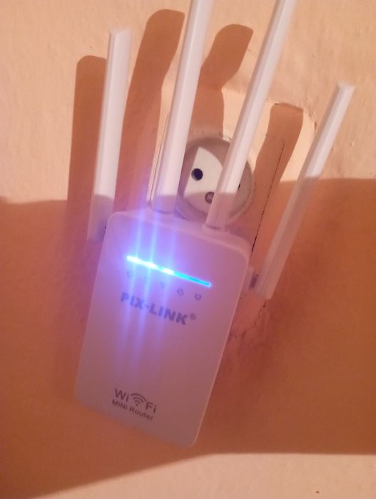 Pix Link2.4G wifi router