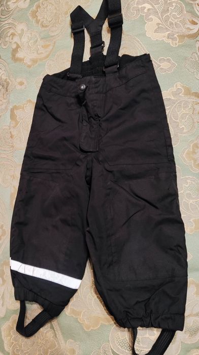 Продам детский комбинезон с курткой