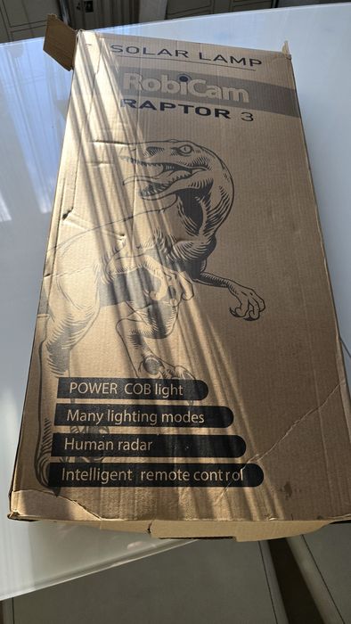 Продавам соларен прожектор