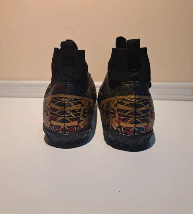 Ghete de fotbal pt sintetic size 41