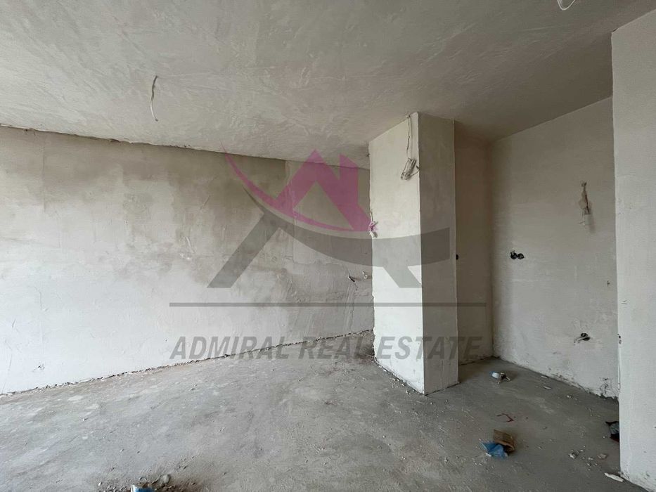 Продава се Тристаен апартамент в Варна, Левски - 87 кв.м за 2426 €/кв.м - Снимка #1