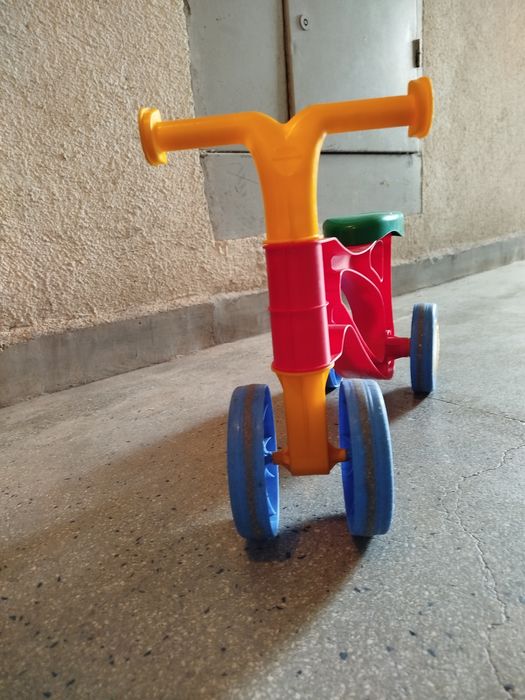 Детско колело за бутане