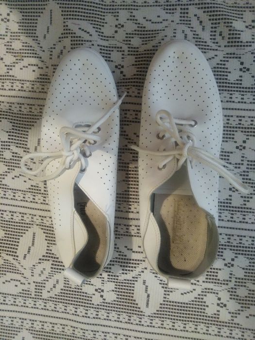 обувки естествена кожа