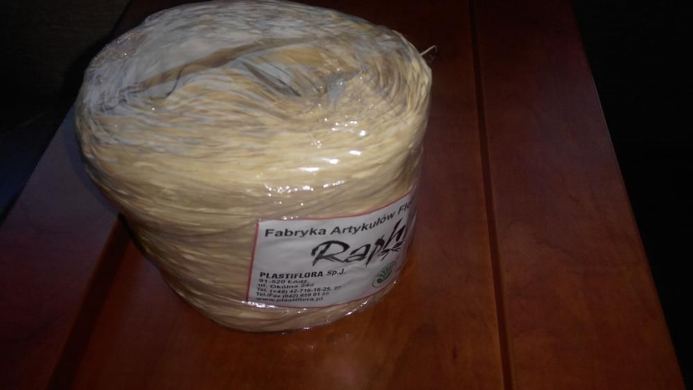 Рафия 200 метра 10 лева ролката