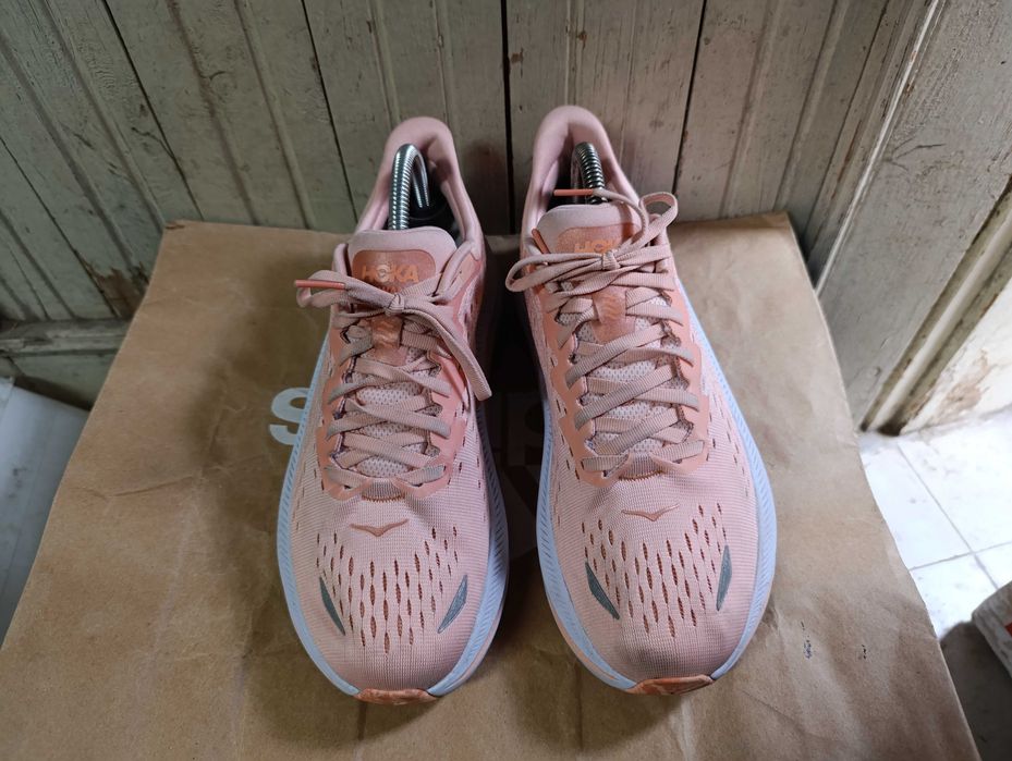 HOKA ONE ONE Kawana''оригинални маратонки 42 номер