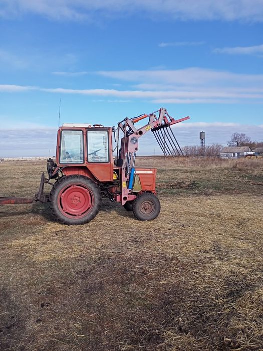 Продам Трактор т25