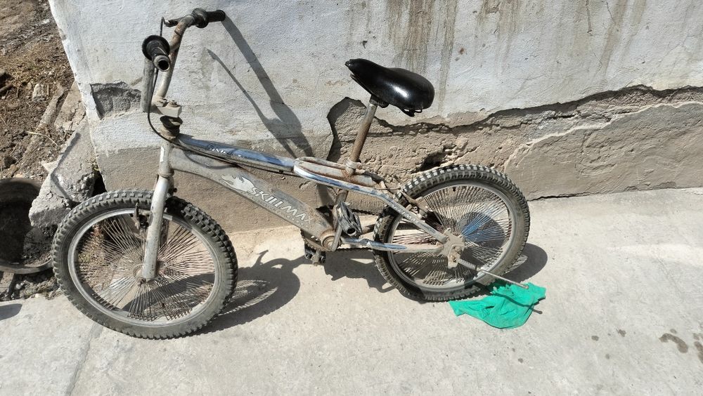 Продаю велики срочно